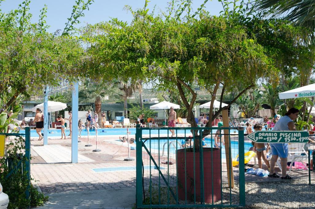 Kamemi Village & Camping ริเบรา ภายนอก รูปภาพ
