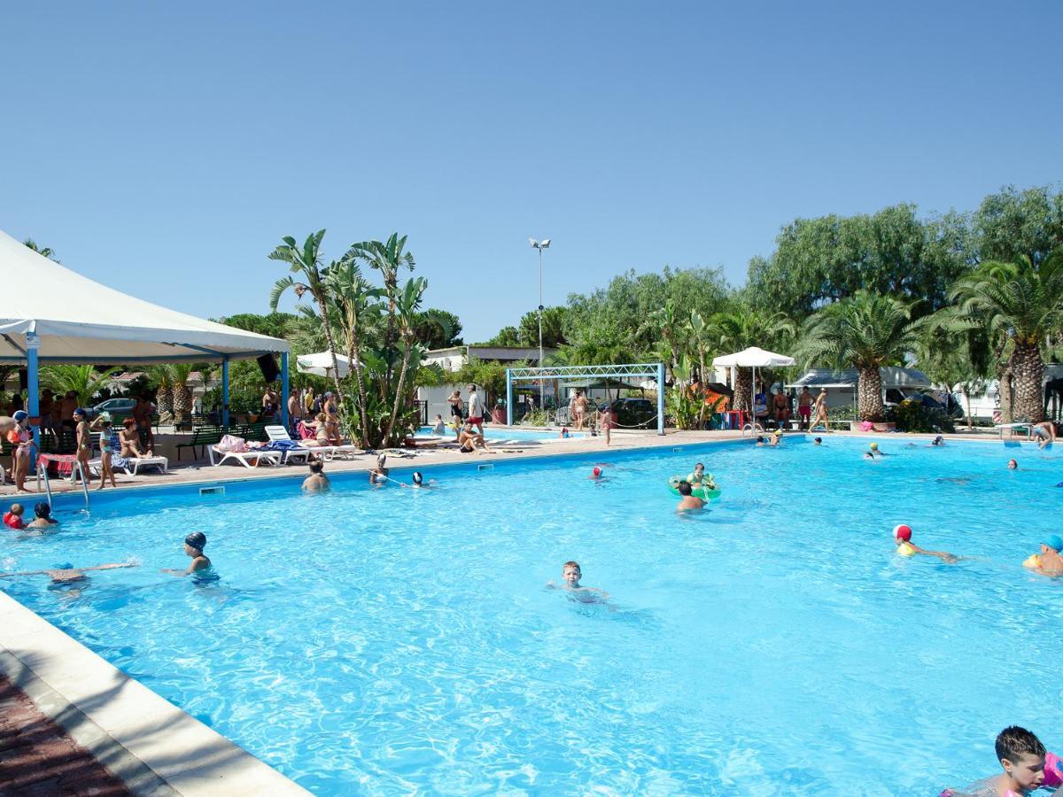 Kamemi Village & Camping ริเบรา ภายนอก รูปภาพ